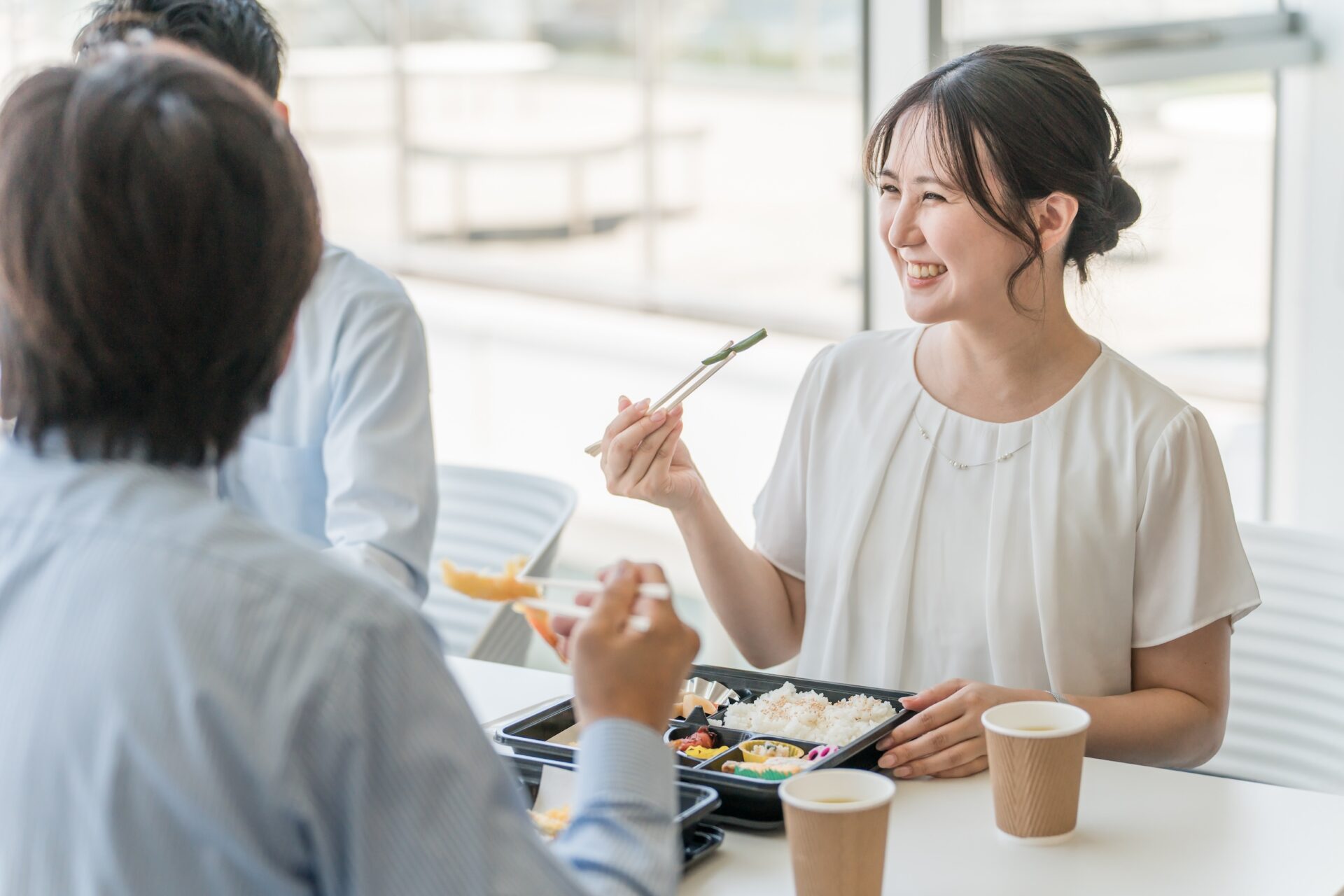 企業の健康経営の鍵は女性にあり。女性ならではの健康課題に向き合うことで企業の業績も上向く可能性